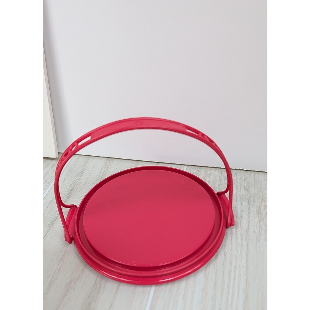 Tupperware tuppertoys toy cake carrier replacement red handle and base plate